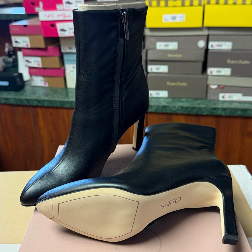 Franco Sarto A-Calliebty Booties